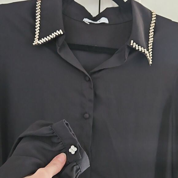💝Suzy rhinestone collar black button up blouse - Picture 3 of 3